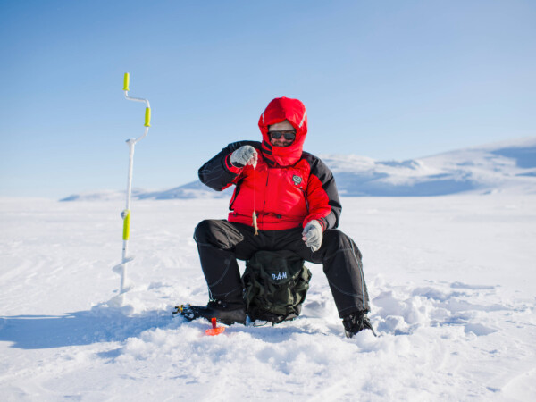 Arctic fishing & open fire cooking