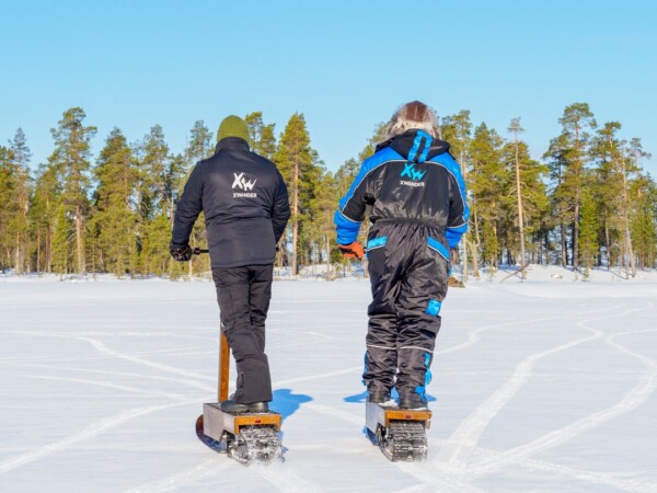 Electric Snow Scooters Tour in Rahajärvi